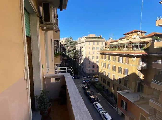 Aura * Rome